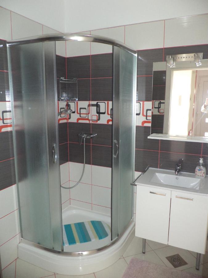 Apartment Ivy2 ลอฟราน ภายนอก รูปภาพ