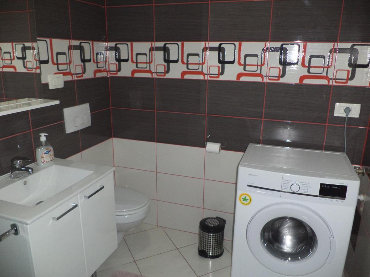 Apartment Ivy2 ลอฟราน ภายนอก รูปภาพ